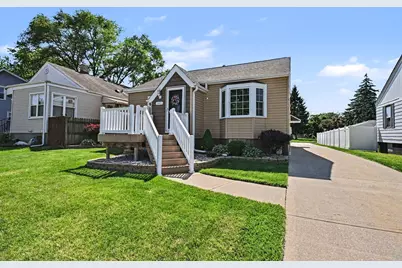 18010 Burnham Avenue, Lansing, IL 60438 - Photo 3