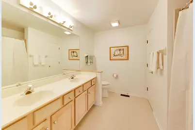 2107 Norwich Court, Glenview, IL 60026 - Photo 21