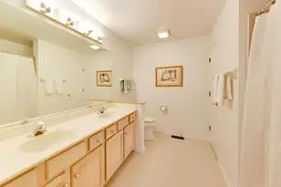 2107 Norwich Ct, Glenview, IL 60026 - Photo 21