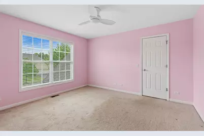 1790 Queensport Drive, Crystal Lake, IL 60014 - Photo 19