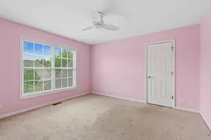 1790 Queensport Dr, Crystal Lake, IL 60014 - Photo 19