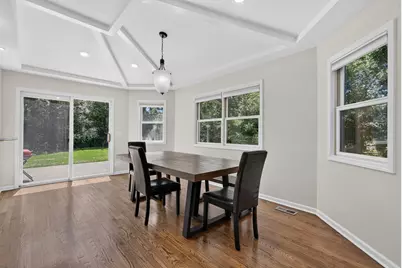 316 Fox Run Drive, Northbrook, IL 60062 - Photo 7