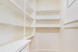 2536 N Lavergne Ave, Chicago, IL 60639 - Photo 11
