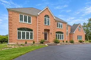 122 Deepwood Rd, Barrington Hills, IL 60010 - Photo 1