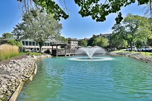 1 Oak Brook Club Dr, Oak Brook, IL 60523 - Photo 27