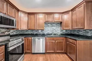1 Oak Brook Club Dr, Oak Brook, IL 60523 - Photo 17