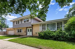 1525 Elm St, Park Ridge, IL 60068 - Photo 1