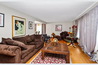 1525 Elm Street, Park Ridge, IL 60068 - Photo 3