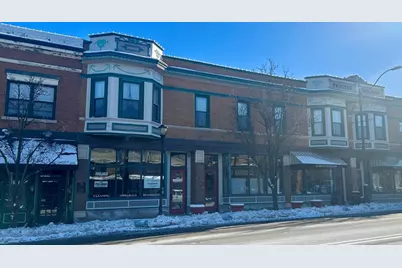 520 N Milwaukee Avenue #7, Libertyville, IL 60048 - Photo 1