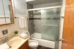 3158-3158 W 93rd St, Evergreen Park, IL 60805 - Photo 3