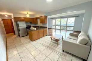 3158-3158 W 93rd St, Evergreen Park, IL 60805 - Photo 1