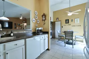 1525 Southport Ct, Zion, IL 60099 - Photo 15