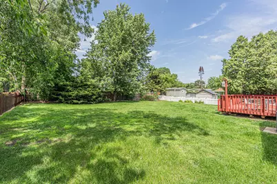 2504 W Fairview Lane, McHenry, IL 60051 - Photo 23