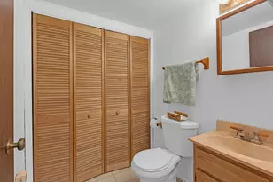2504 W Fairview Ln, McHenry, IL 60051 - Photo 19