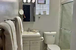 2215 N Campbell Ave, Chicago, IL 60647 - Photo 13