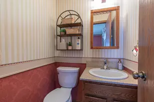 301 9th St, Mendota, IL 61342 - Photo 15