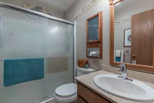 301 9th St, Mendota, IL 61342 - Photo 13