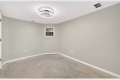 151 N Long Avenue, Chicago, IL 60644 - Photo 23