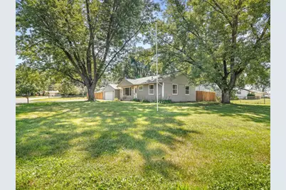 401 Belting Court, Machesney Park, IL 61115 - Photo 3