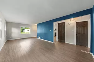 708 N Cedar Rd, New Lenox, IL 60451 - Photo 5
