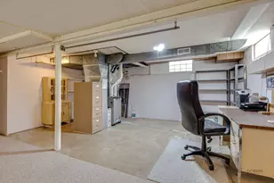 7029 W Kedzie St, Niles, IL 60714 - Photo 19