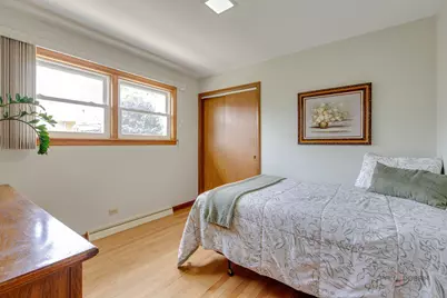 7029 W Kedzie Street, Niles, IL 60714 - Photo 13