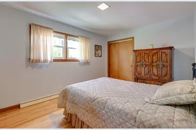 7029 W Kedzie Street, Niles, IL 60714 - Photo 11
