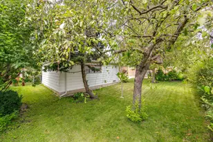 7029 W Kedzie St, Niles, IL 60714 - Photo 25