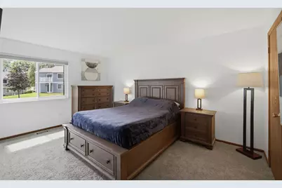 951 Manchester Circle #951, Schaumburg, IL 60193 - Photo 13