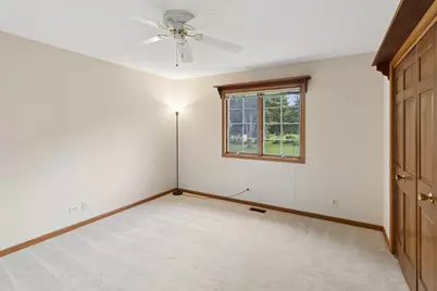 609 Claire Lane, Prospect Heights, IL 60070 - Photo 13