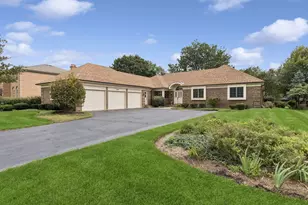 609 Claire Ln, Prospect Heights, IL 60070 - Photo 1