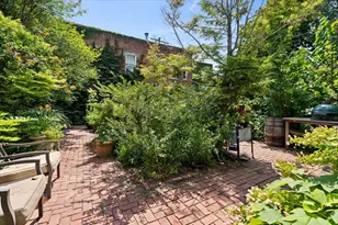 1945 W Schiller St, Chicago, IL 60622 - Photo 21