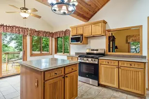 8351 Snaresbrook Rd, Roscoe, IL 61073 - Photo 31
