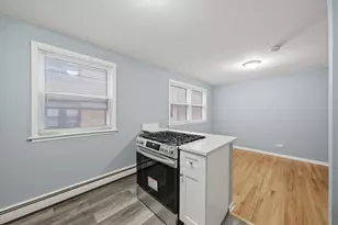 6921 N Ashland Blvd, Chicago, IL 60626 - Photo 5