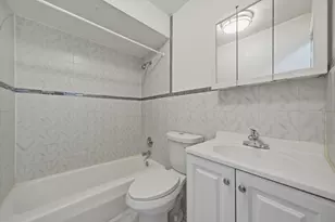 6921 N Ashland Blvd, Chicago, IL 60626 - Photo 15