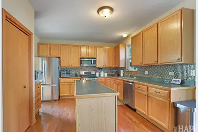1999 W Windsor Drive, Round Lake, IL 60073 - Photo 13