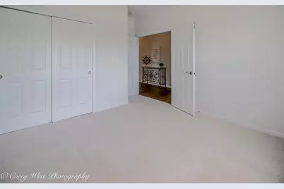 300 N Aspen Drive, Cortland, IL 60112 - Photo 11