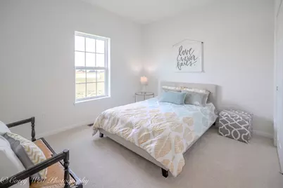 300 N Aspen Drive, Cortland, IL 60112 - Photo 13