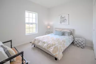 300 N Aspen Dr, Cortland, IL 60112 - Photo 13