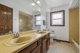 5905 N Oketo Ave, Chicago, IL 60631 - Photo 9