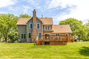 8 N Old Creek Rd, Vernon Hills, IL 60061 - Photo 55