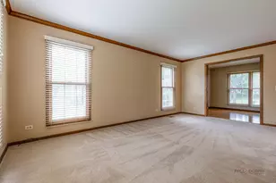 8 N Old Creek Rd, Vernon Hills, IL 60061 - Photo 25