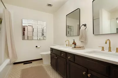 195 Clover Hill Lane, North Barrington, IL 60010 - Photo 11