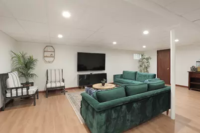 195 Clover Hill Lane, North Barrington, IL 60010 - Photo 17