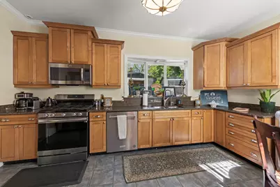 307 Illinois Avenue, Saint Charles, IL 60174 - Photo 11