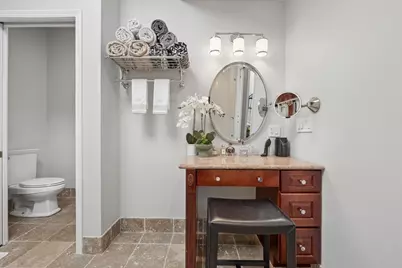 1915 W Wolfram Street, Chicago, IL 60657 - Photo 27