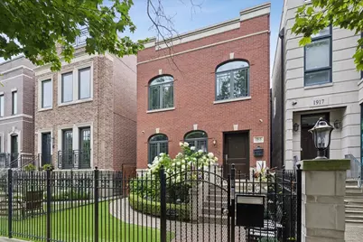 1915 W Wolfram Street, Chicago, IL 60657 - Photo 1