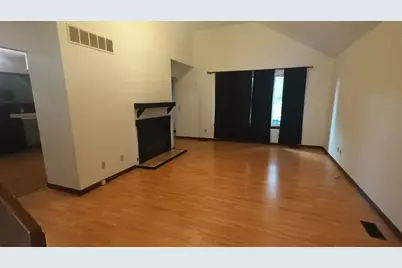 507 Clearwater Drive #1, Champaign, IL 61822 - Photo 3