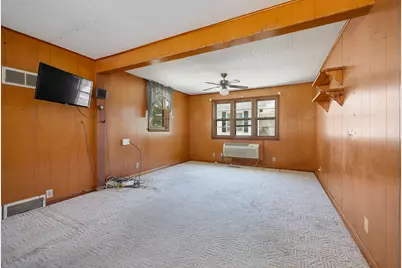 410 E Main Street, Genoa, IL 60135 - Photo 11