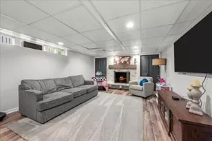 S758 Grant St, Winfield, IL 60190 - Photo 23